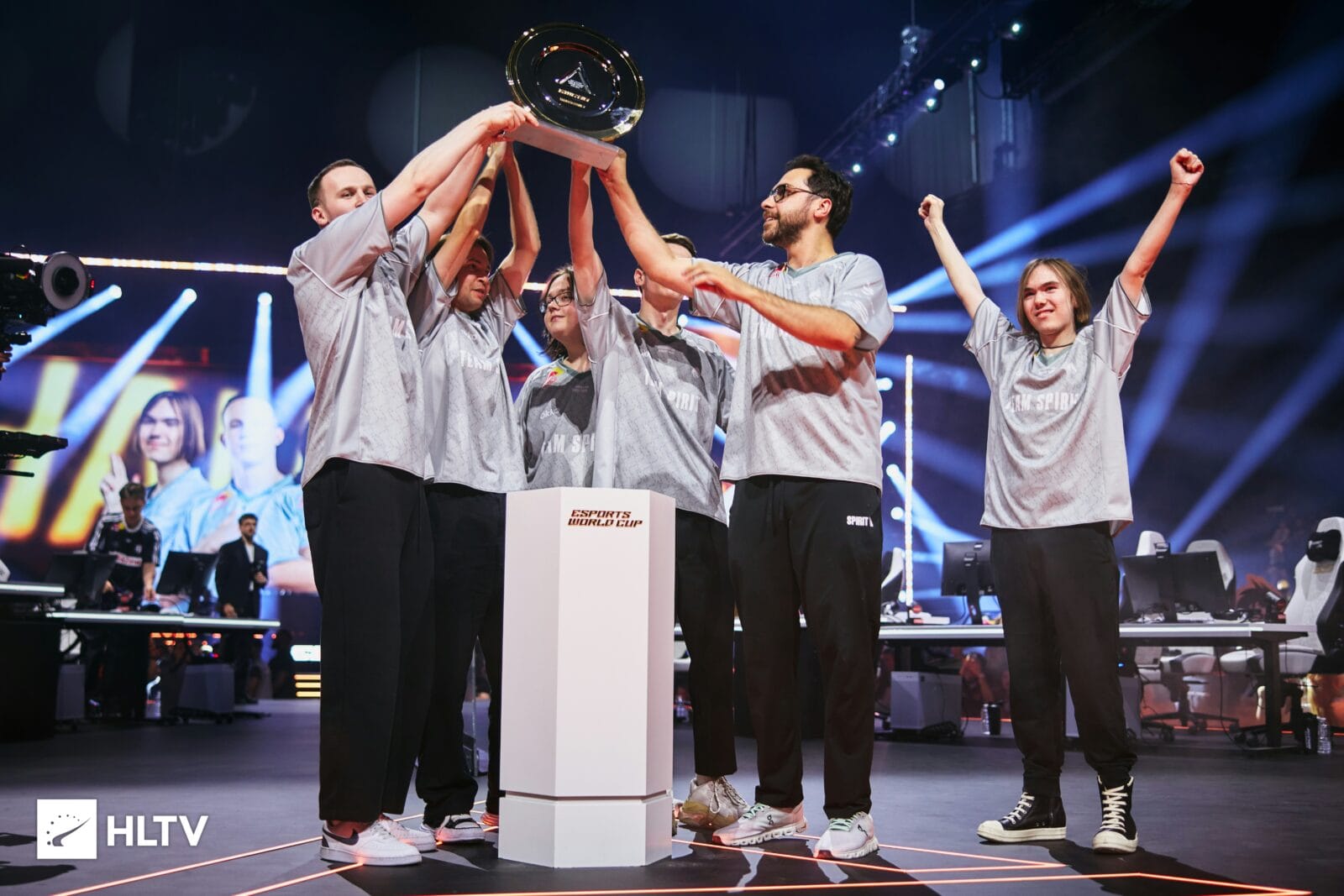 „Team Spirit“ laimi EWC / HLTV nuotr.